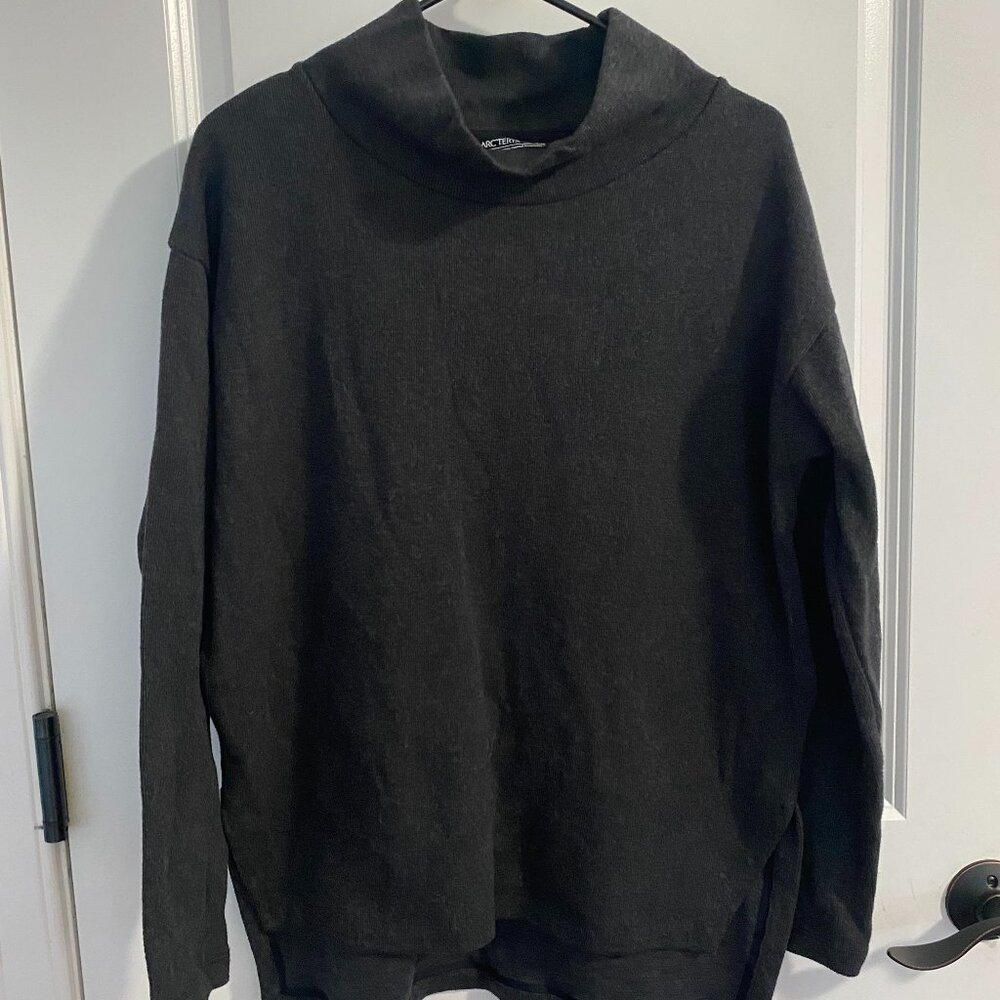 Arc'teryx Women's Estella High Neck Sweater Gray Hiking Outdoor Women's M